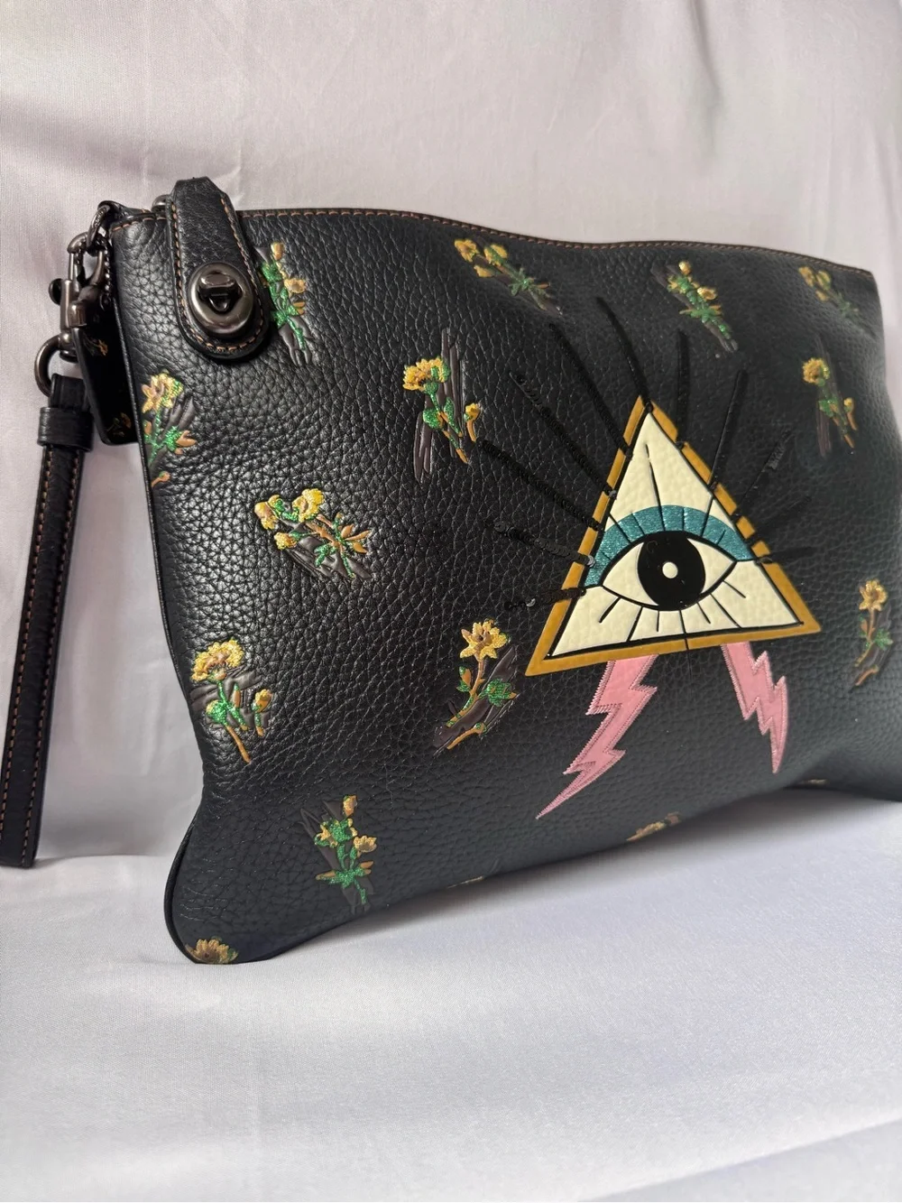 RARE Collector Coach Pyramid Eye Turnlock Wristlet 30 Clutch 51128
